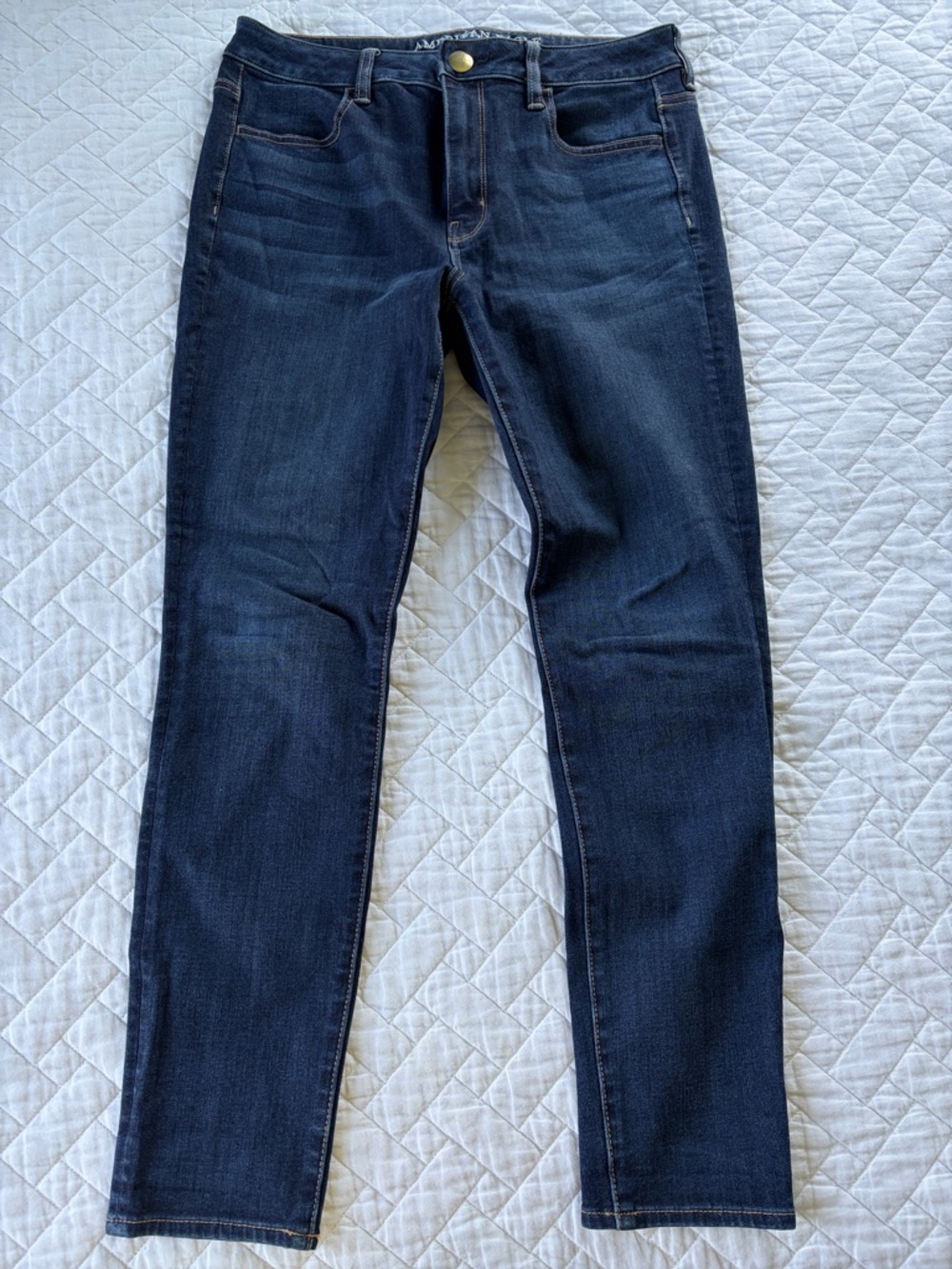 AEO size 10 *SHORT* Hi-Rise Jegging Skinny Jeans 360 super stretch